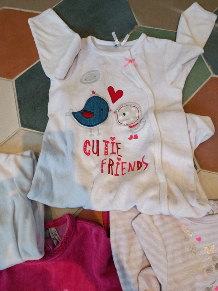 Lot pyjamas 12 mois - photo numéro 8