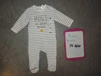 pyjama kiabi taille 9 mois neuf