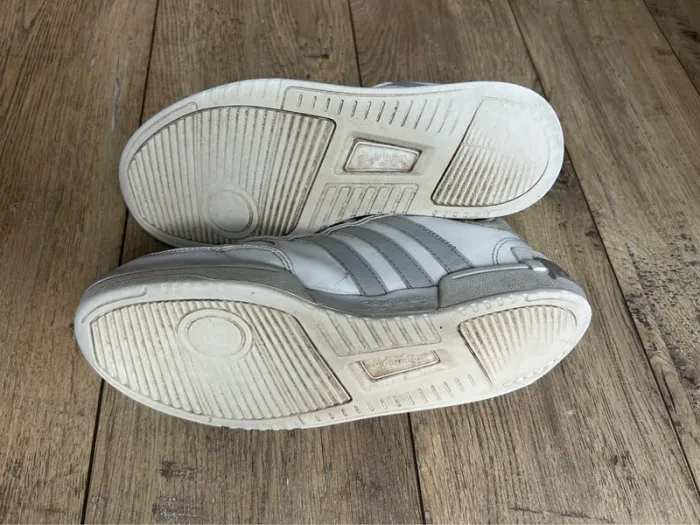 Baskets blanches Adidas femme 39 1/2 - photo numéro 4