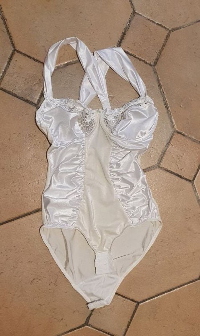 Body blanc