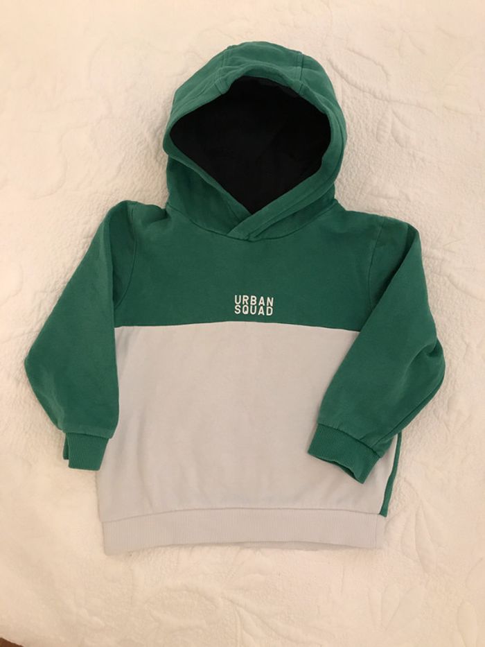 Sweat à capuche bicolore 6 Ans