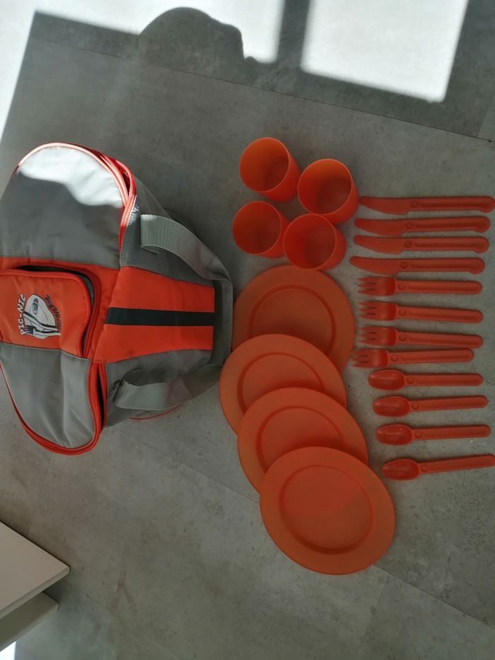 sac orange et gris et tous ses accessoires Pic Nic Neuf - photo numéro 2