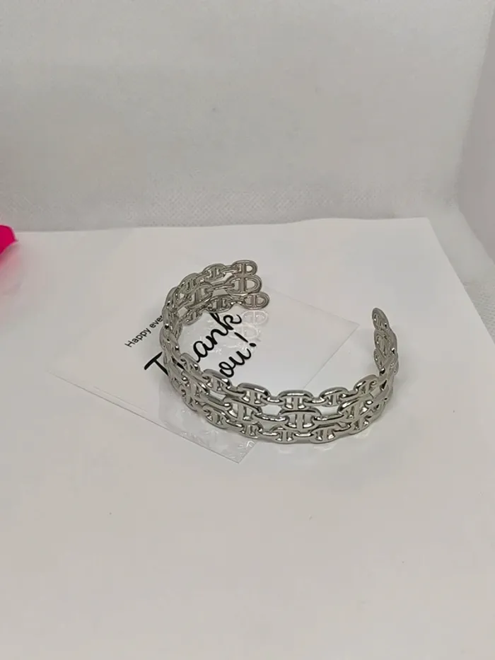 Bracelet manchette argentée maille marine triple rang - photo numéro 2