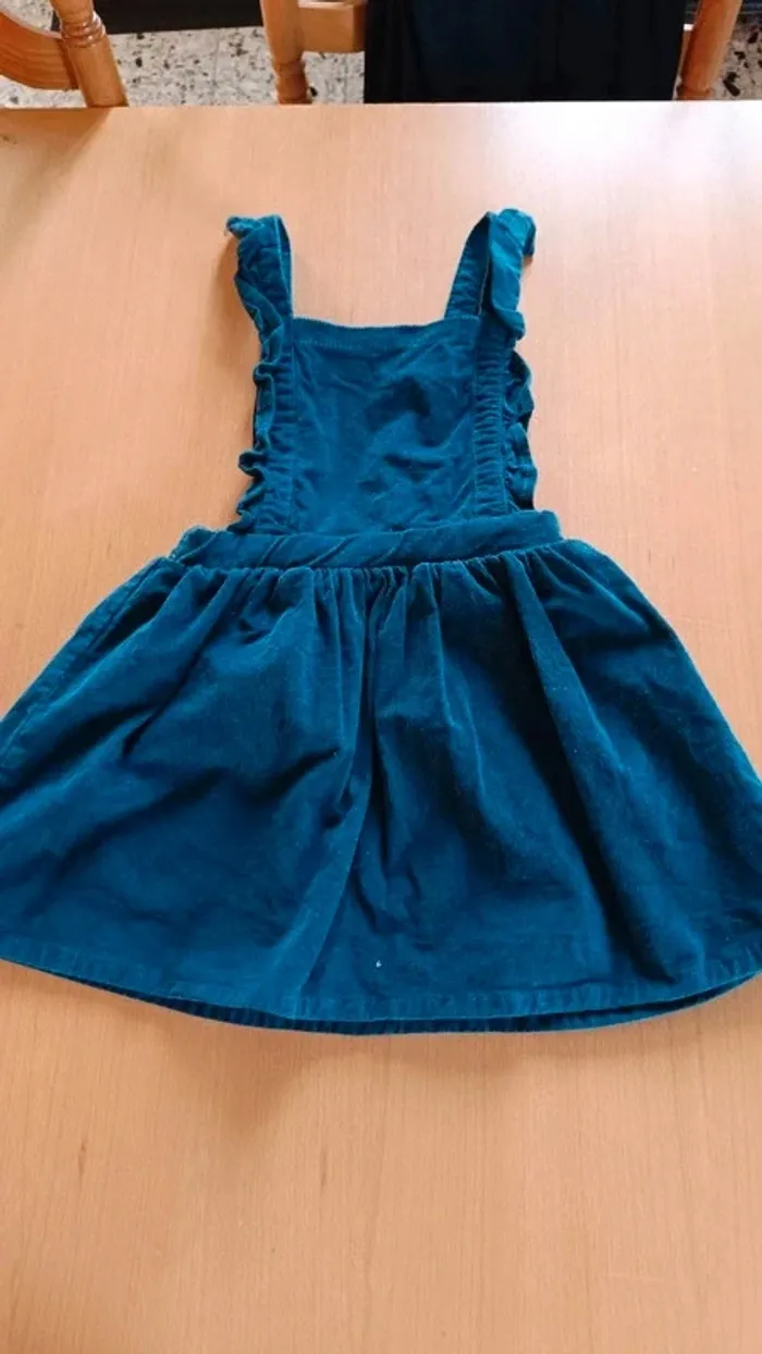 Robe en velours bleu canard