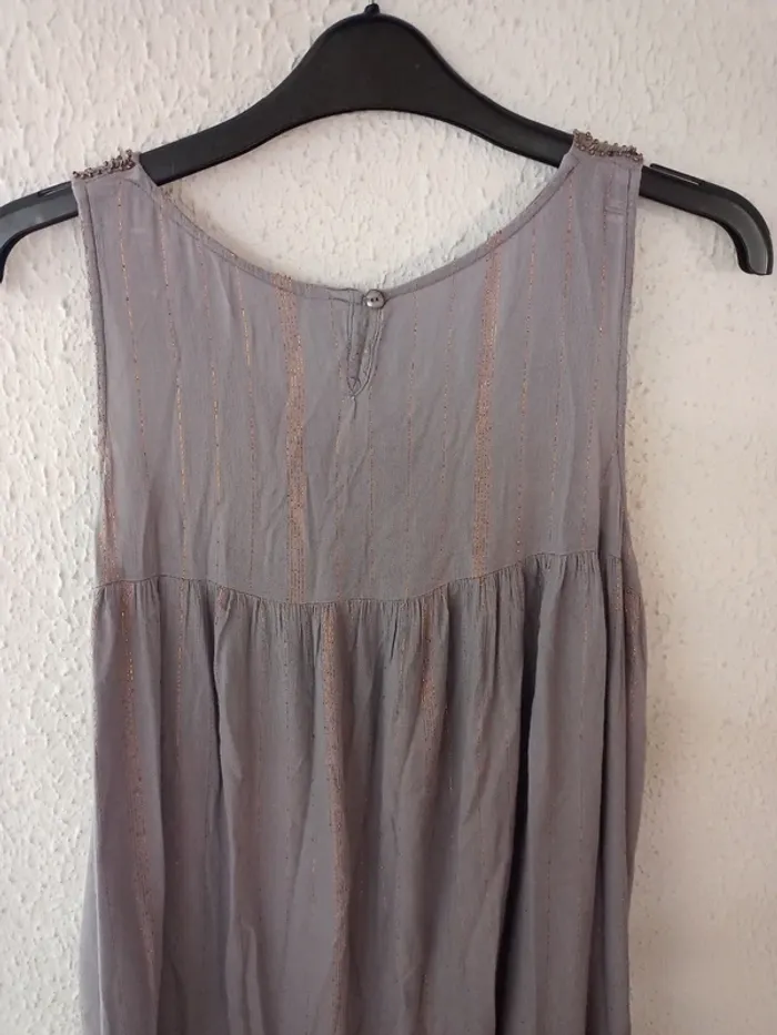 Robe longueur genou grise - photo numéro 4