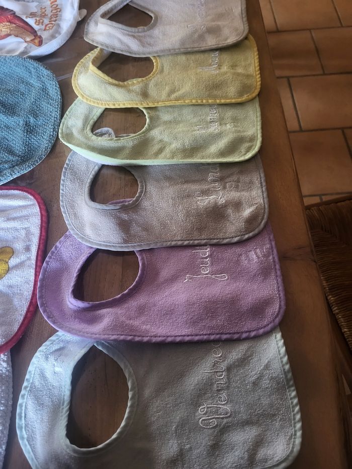 Lot 14 bavoirs bébé - photo numéro 2