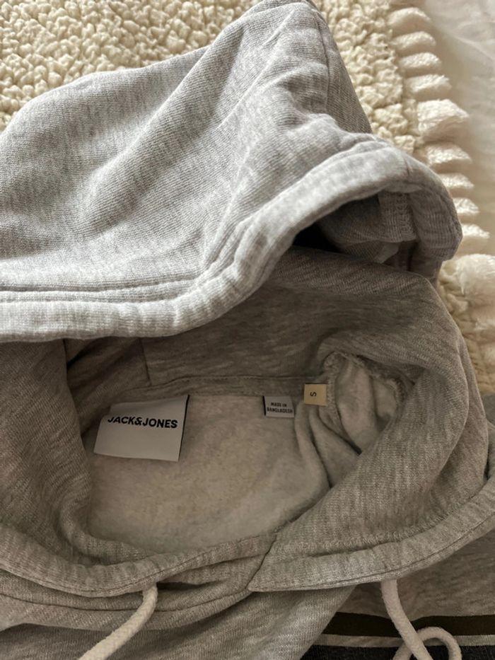 Sweat à capuche - photo numéro 3
