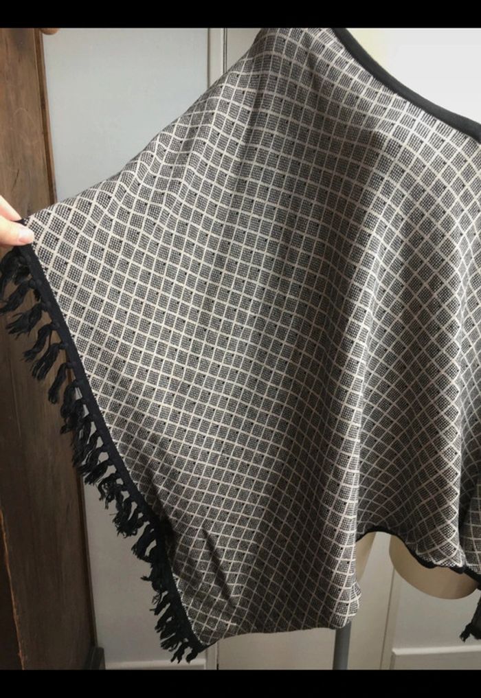Poncho ( cap ) femme - photo numéro 2