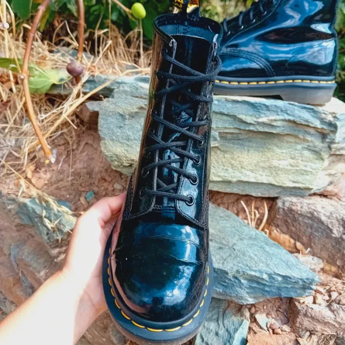 Dr. Martens noir vernis 38 - photo numéro 3