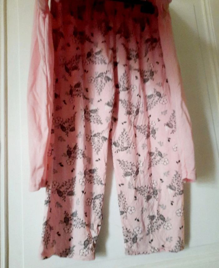 Pyjama rose neuf - photo numéro 2