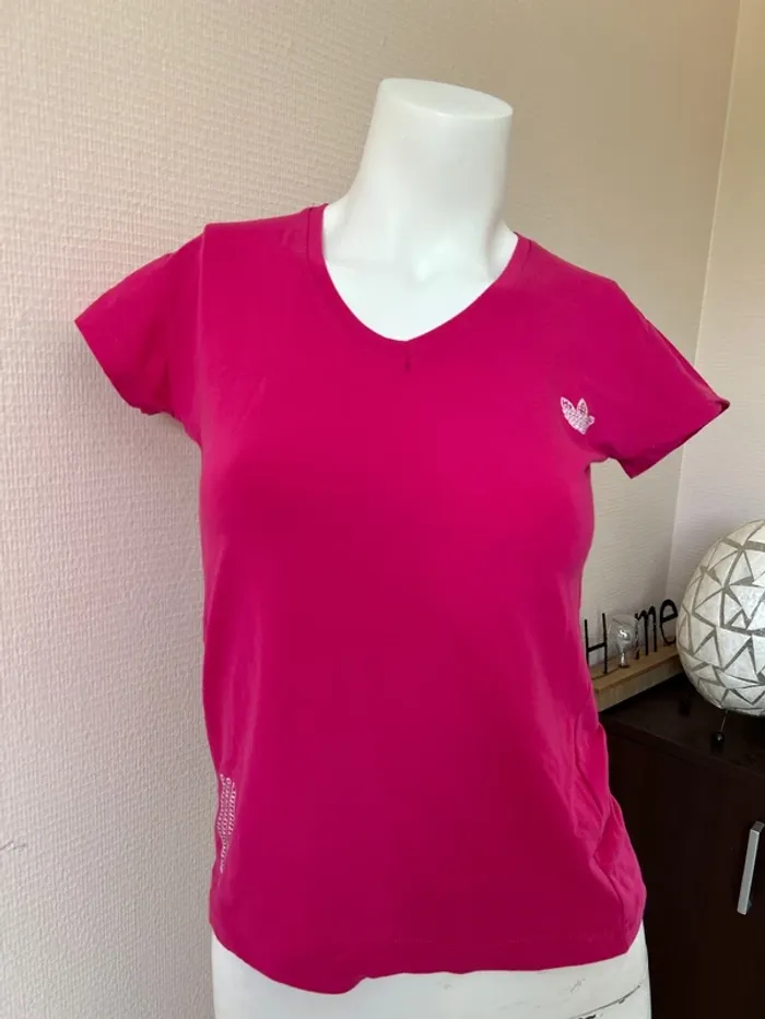 T-shirt adidas neuf