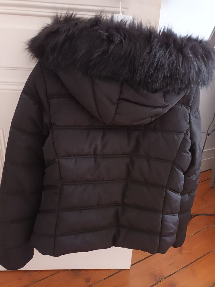 Doudoune noire KIABI T42 - photo numéro 3