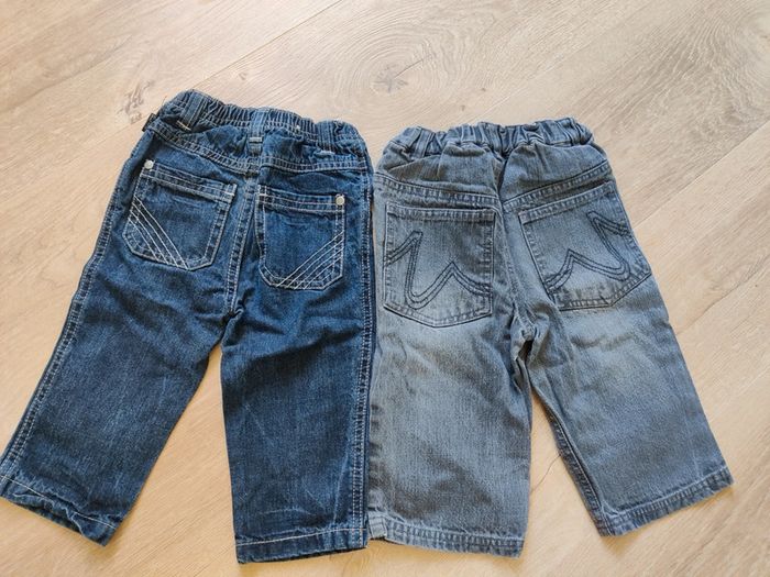 Lot jeans 12 mois - photo numéro 4