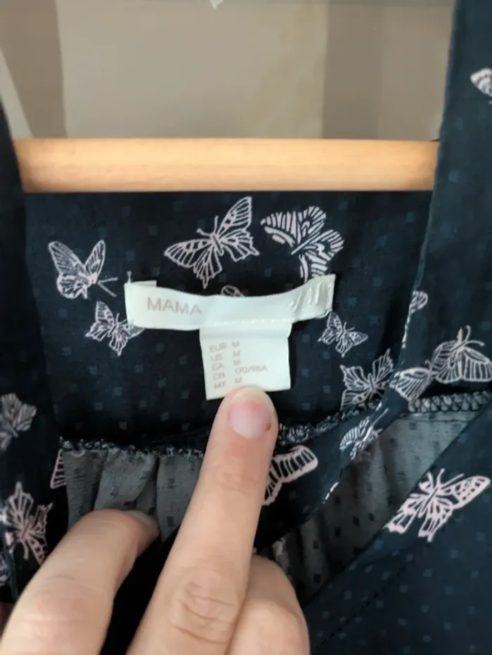 Magnifique robe légère bleu marine papillons violet + ceinture fine Mama H&M taille M - photo numéro 2