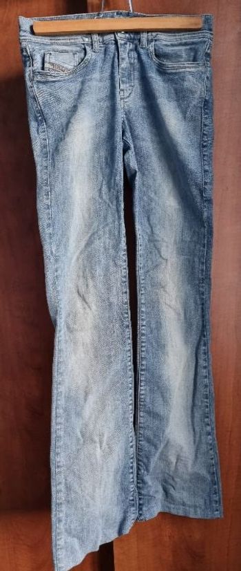 Jean effet délavé taille 25 (34FR)