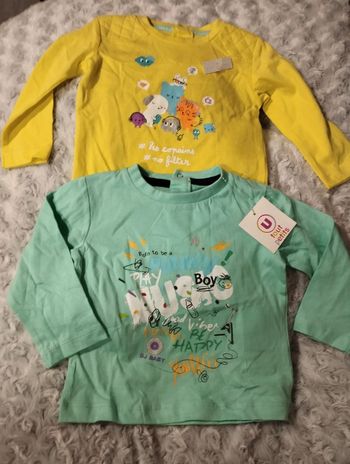 2 t-shirts manches longues neufs 9 mois