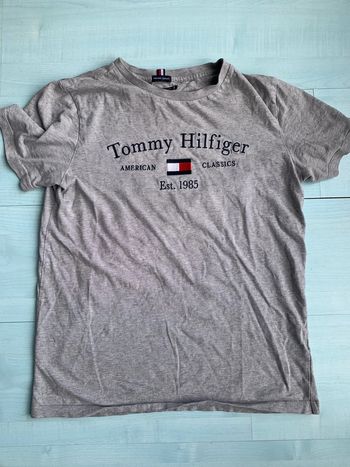 T shirt gris tommy hilfiger 14 ans