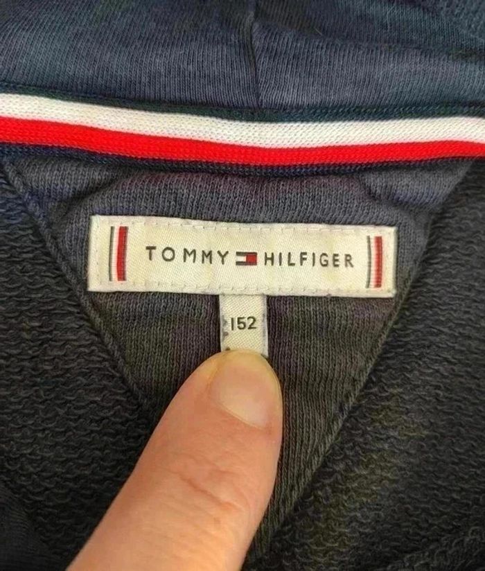35 € Sweat à capuche Tommy Hilfiger 11 ans - photo numéro 4