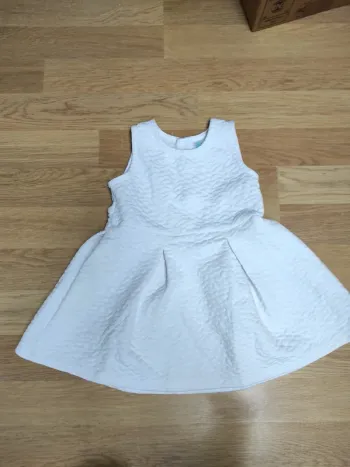 Robe blanche 12 mois