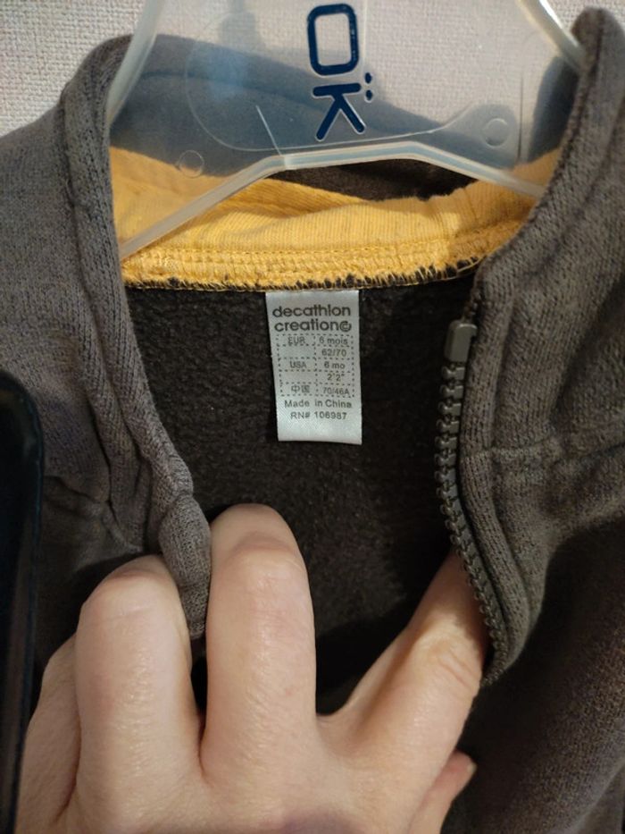 Gilet Decathlon 6 mois - photo numéro 3