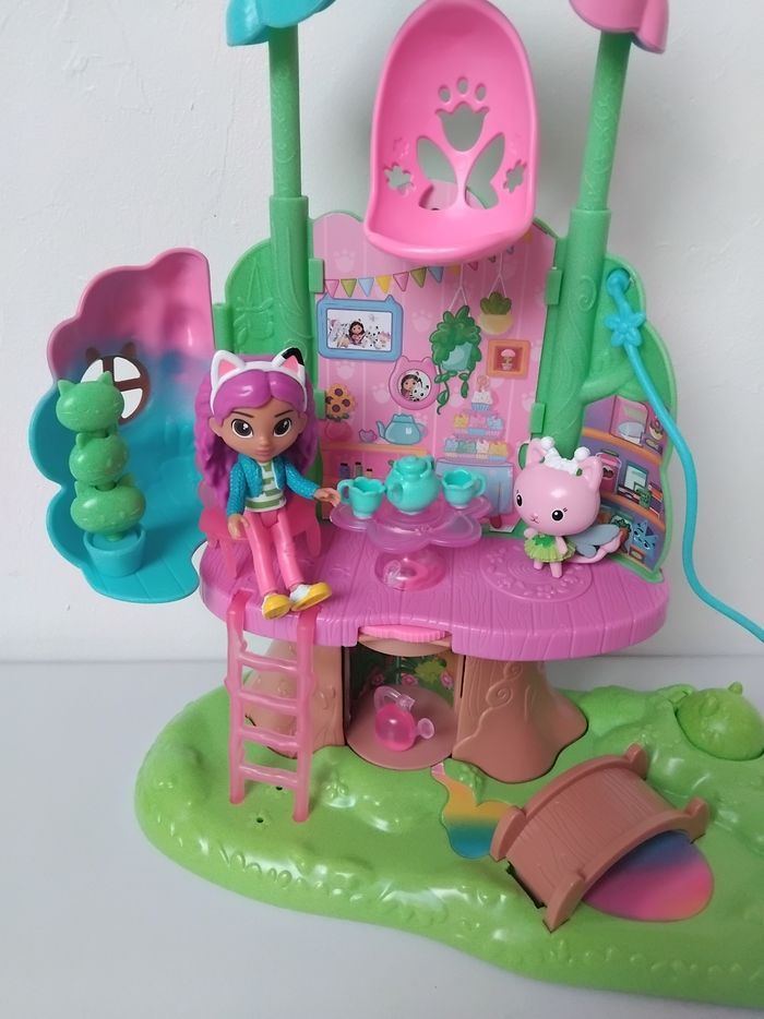 GABBY Chat Jardin Arbre Cabane Lumineux 🩷 - photo numéro 4
