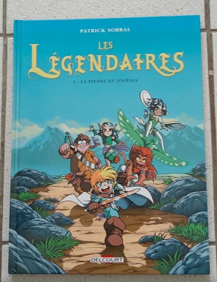 Bande dessinée Les Légendaires. Tome 1. Neuve