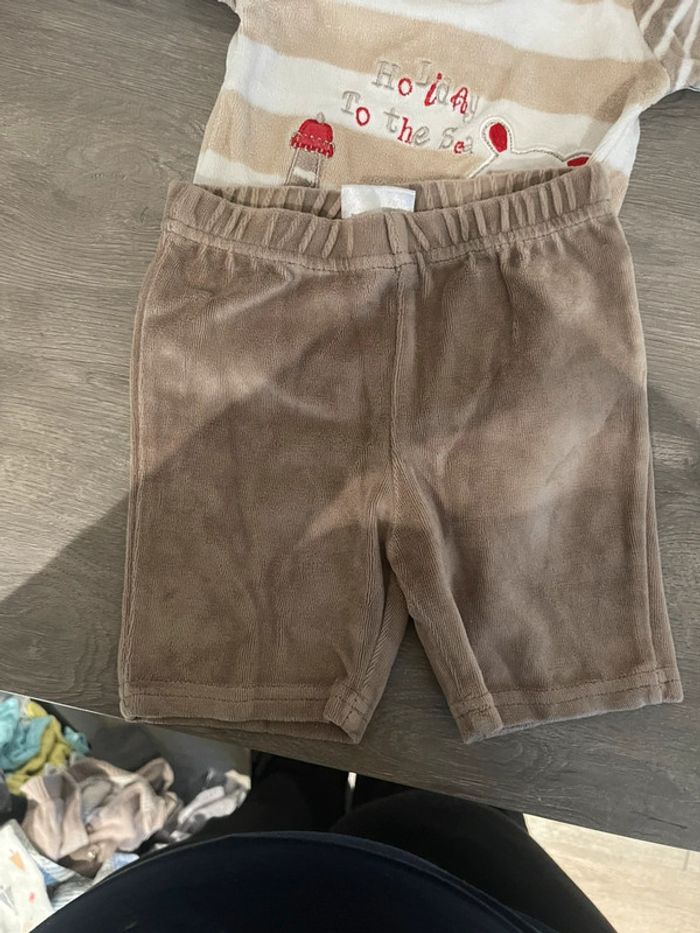 Pyjama 2 pièces taille 3 mois - photo numéro 4