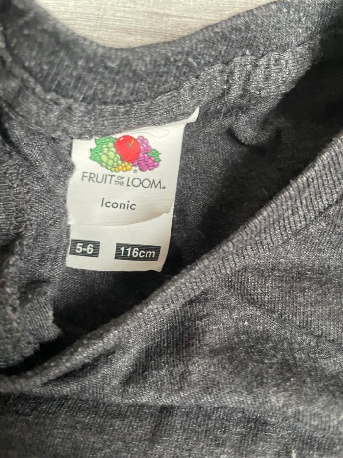 Tee shirt 5/6 ans - photo numéro 2