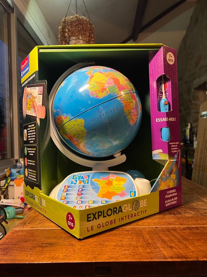 Globe de interactif Exploraglobe - Clementoni - photo numéro 2
