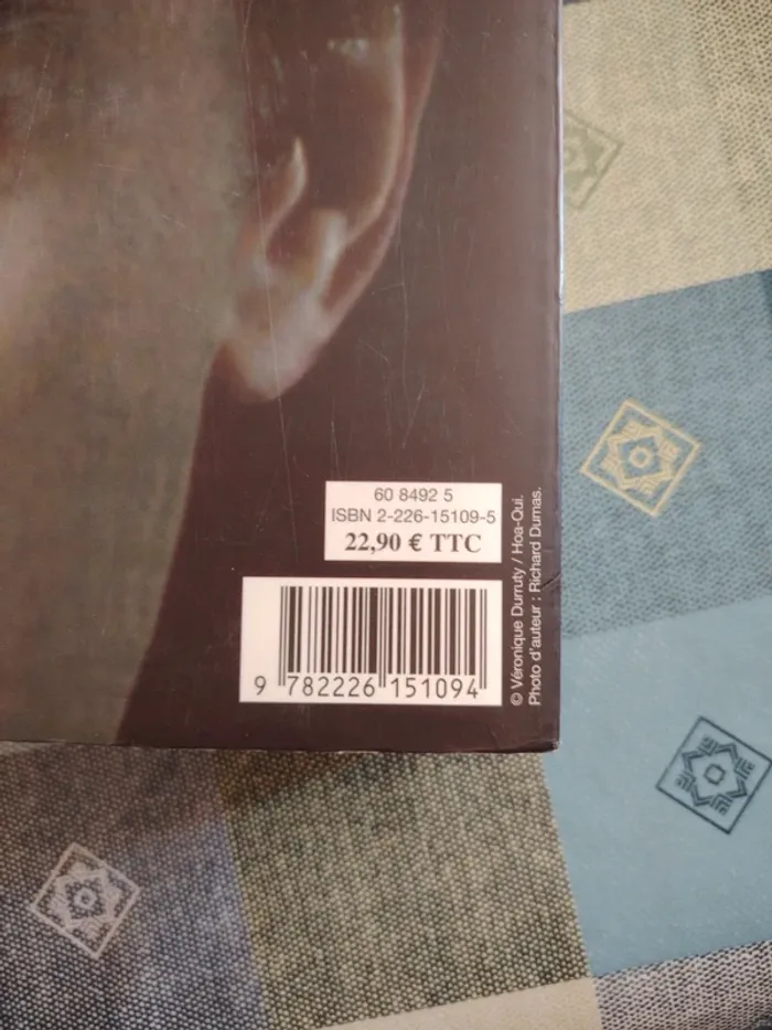 Livre La ligne noire - photo numéro 3