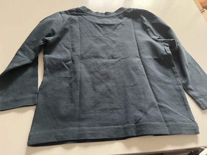 Lot teeshirt 24 mois - photo numéro 3