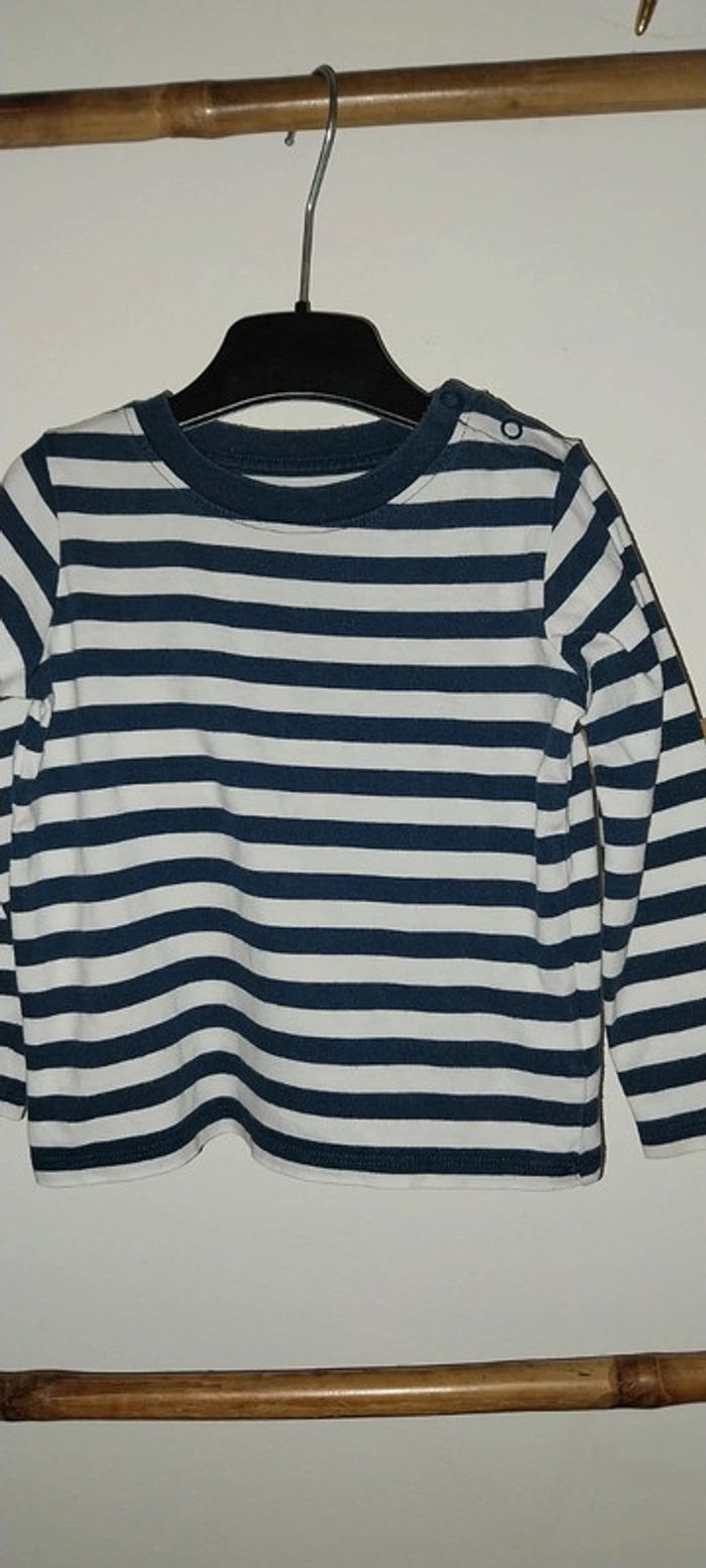 T-shirt/ Top mariniere manches longues by Lupilu excellent état 12/24 mois - photo numéro 2