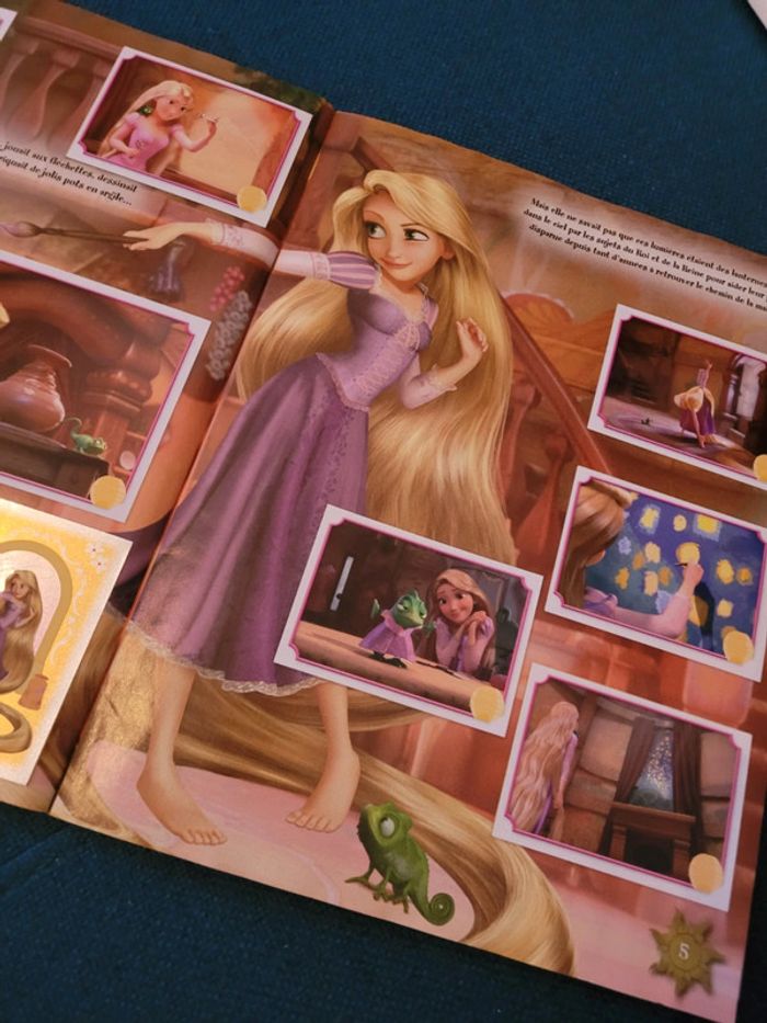 Album livre Panini complet Raiponce Disney + poster excellent etat stickers autocollants - photo numéro 6