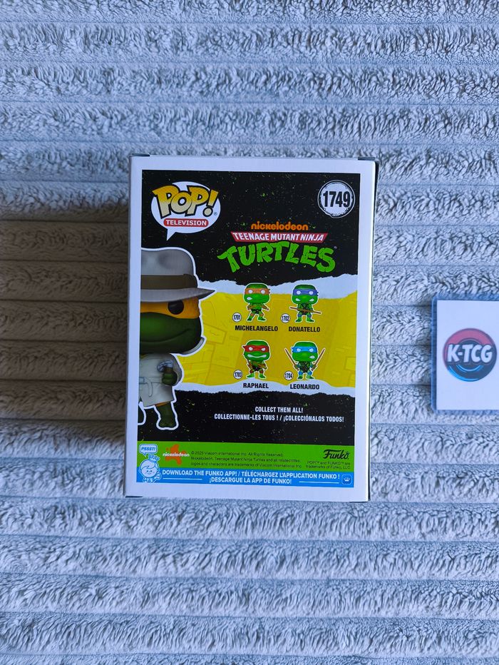 TMNT - POP Supreme N°1749 - Michelangelo in Trench Coat (Édition Limitée 9500 ex.) - photo numéro 3