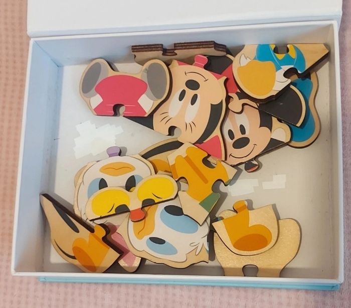 Puzzle Disney en bois - photo numéro 3