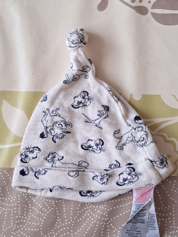 Bonnet disney 0/3mois. 62 cm