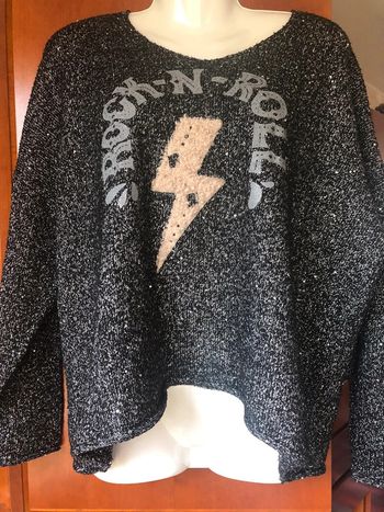 Pull noir/argenté rock and roll taille unique