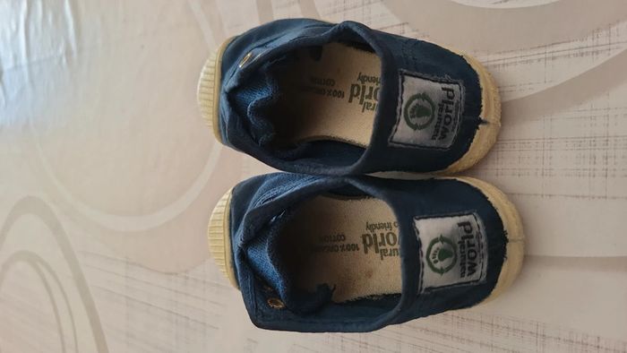 Chaussures pointure 22 - photo numéro 3