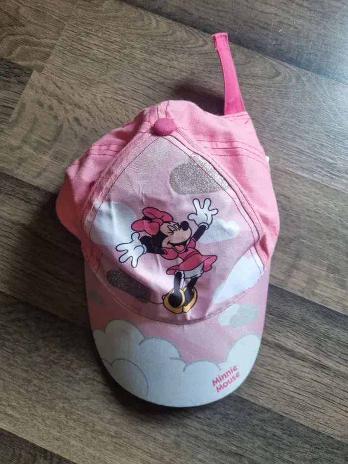 Casquette à scratch. Fille. Minnie Mouse rose et blanche. Taille 50. Disney. BE
