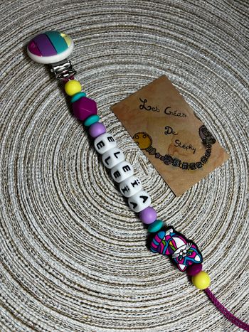 Attache tétine chat