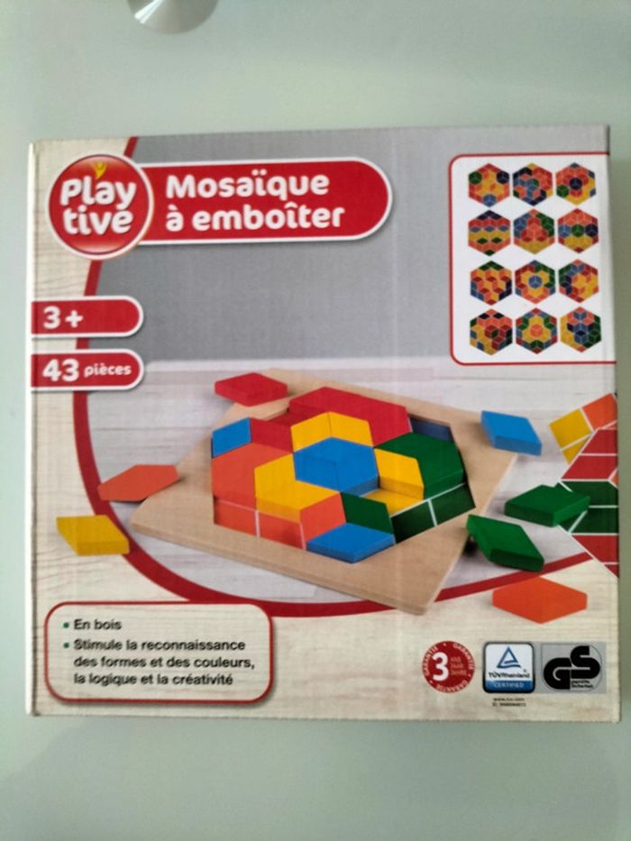 Mosaïque à emboîter