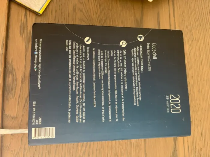 Lot code civil et code pénal - photo numéro 3