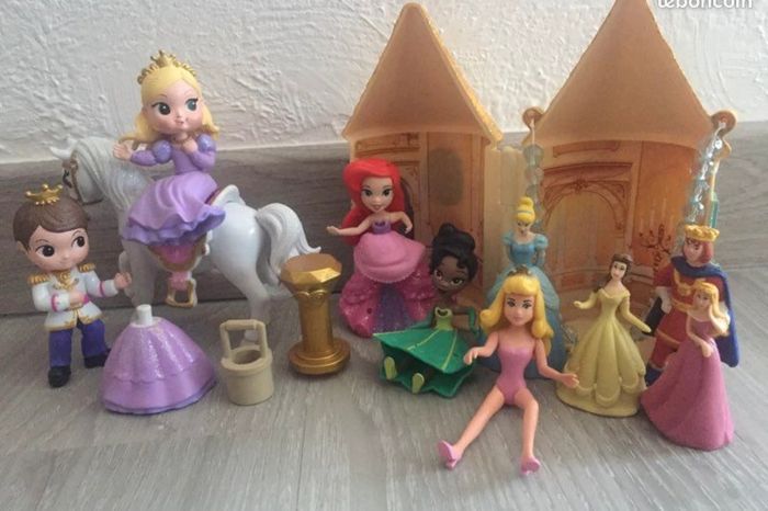 Figurines princesses - photo numéro 2