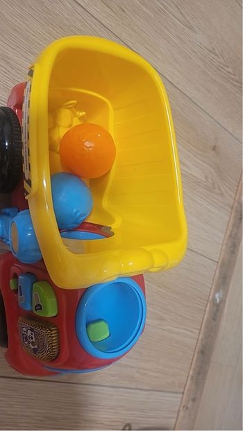 Camion benne à surprises