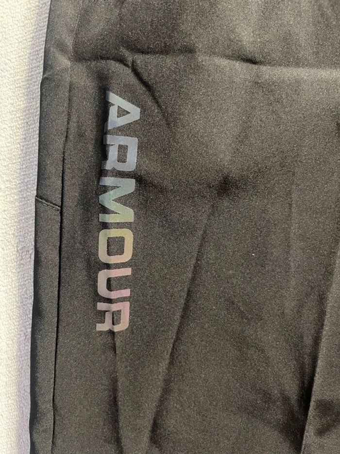 Short Under Armour Reflective Black HeatGear – Taille L - photo numéro 2