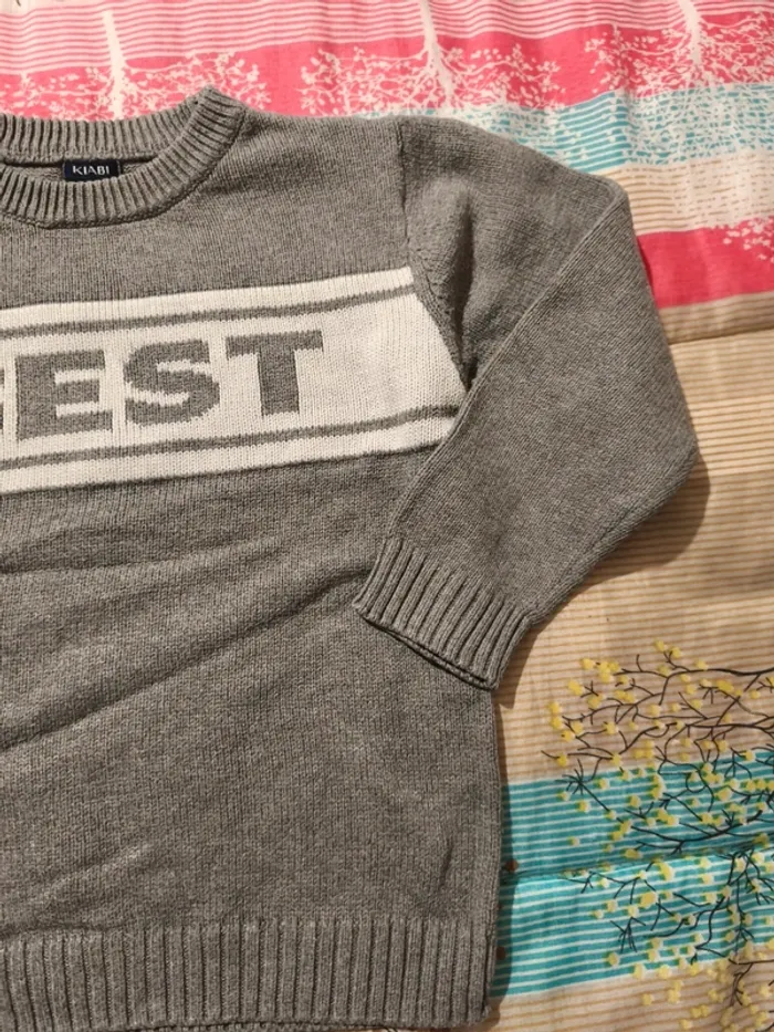 Pull Kiabi 6 ans - photo numéro 3