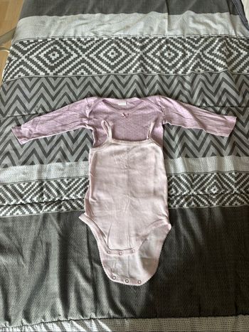 Lot 2 bodies 18 et 24 mois fille