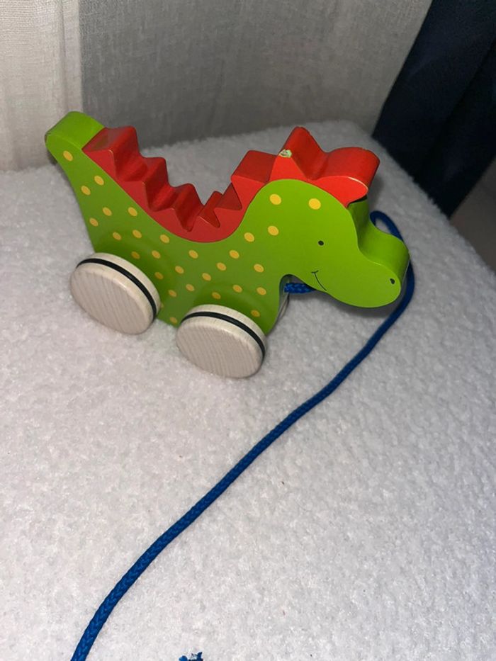 Jouets en bois sur roues - photo numéro 2