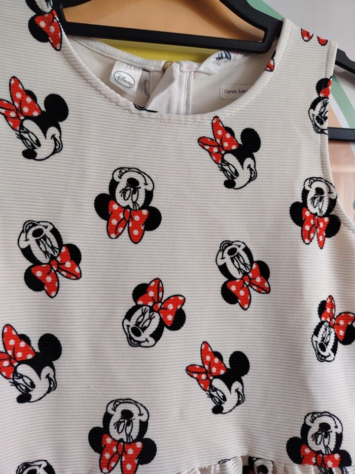 Robe d’été Minnie H&M  Taille 8-10 ans - photo numéro 3