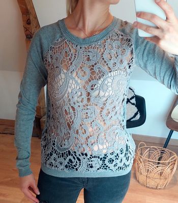 Pull dentelle gris